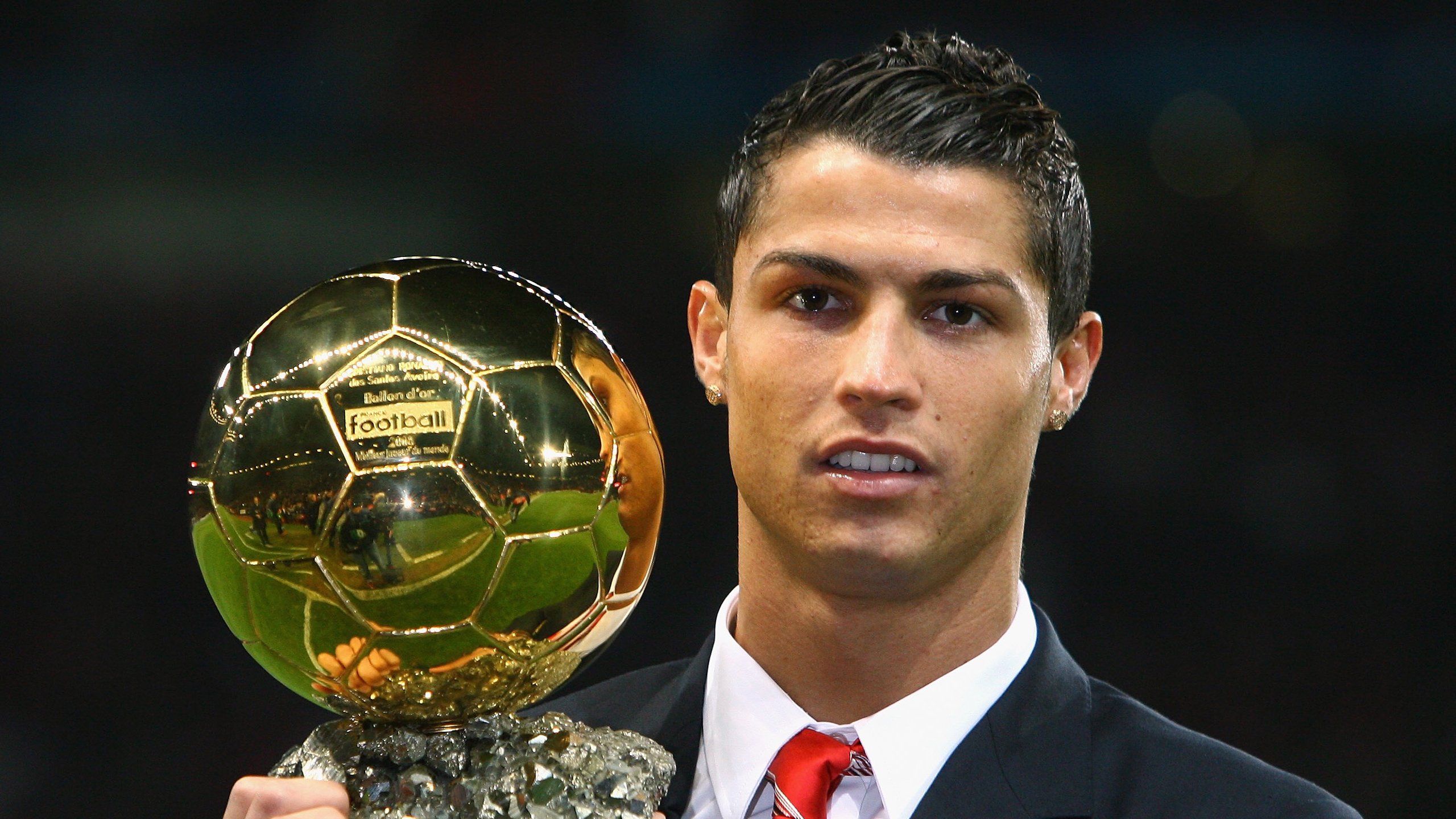 塞内加尔男足在巴黎奥运会上表现出色，晋级四强，塞内加尔足协